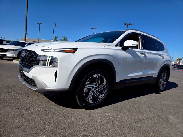 Used 2023 Hyundai Santa Fe SEL FWD image 2