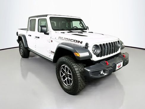 Used 2024 Jeep Gladiator Rubicon w/ Safety Group image 3