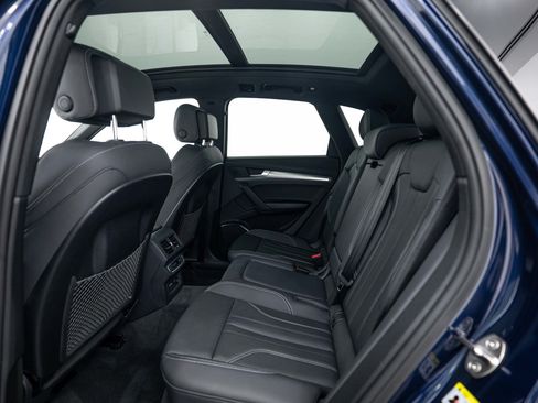 Certified 2025 Audi Q5 2.0T Premium w/ Convenience Plus Package AWD/4WD image 17