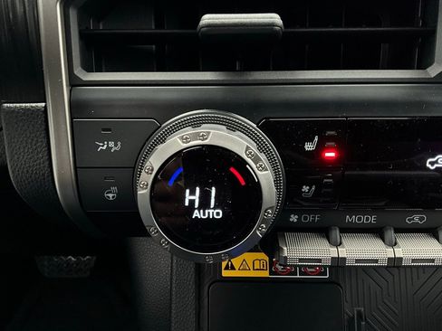 New 2025 Toyota 4Runner 4WD image 34