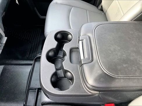 Used 2025 RAM 2500 Tradesman w/ Chrome Appearance Group image 19