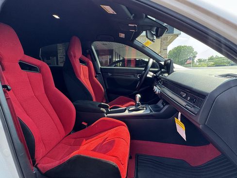 Used 2024 Honda Civic Type R image 23