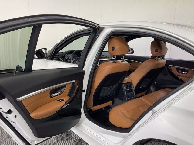 Used 2017 BMW 330i xDrive Sedan AWD/4WD image 34