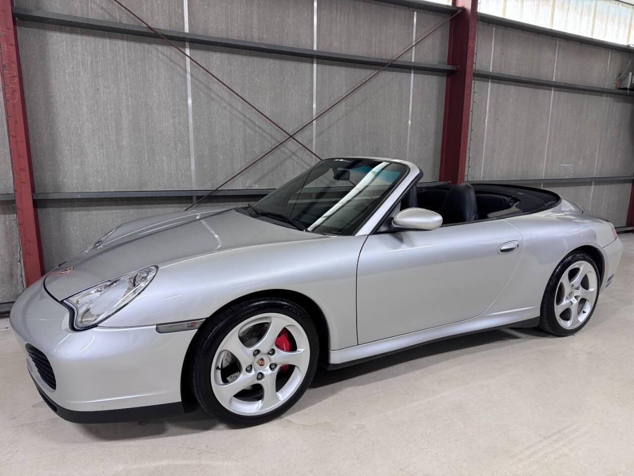 Used 2004 Porsche 911 Carrera 4S AWD/4WD image 4
