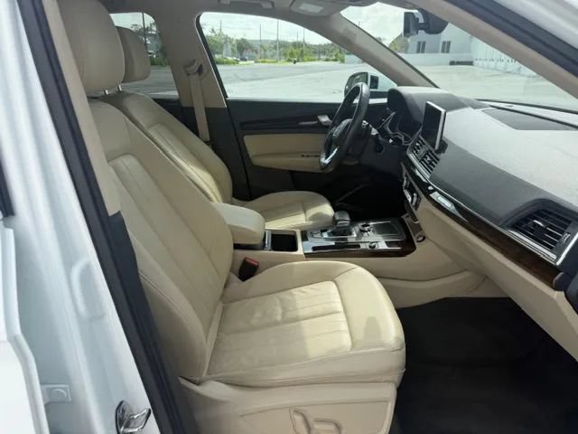 Used 2018 Audi Q5 2.0T Premium Plus w/ Premium Plus Package AWD/4WD image 12