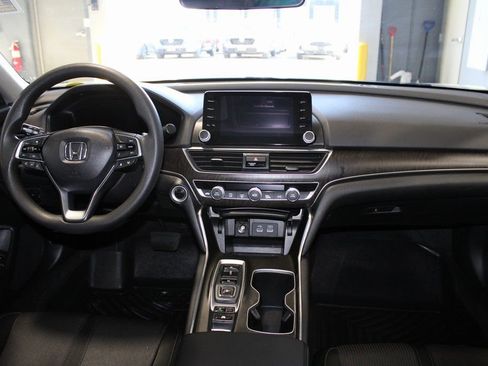 Used 2021 Honda Accord EX image 26