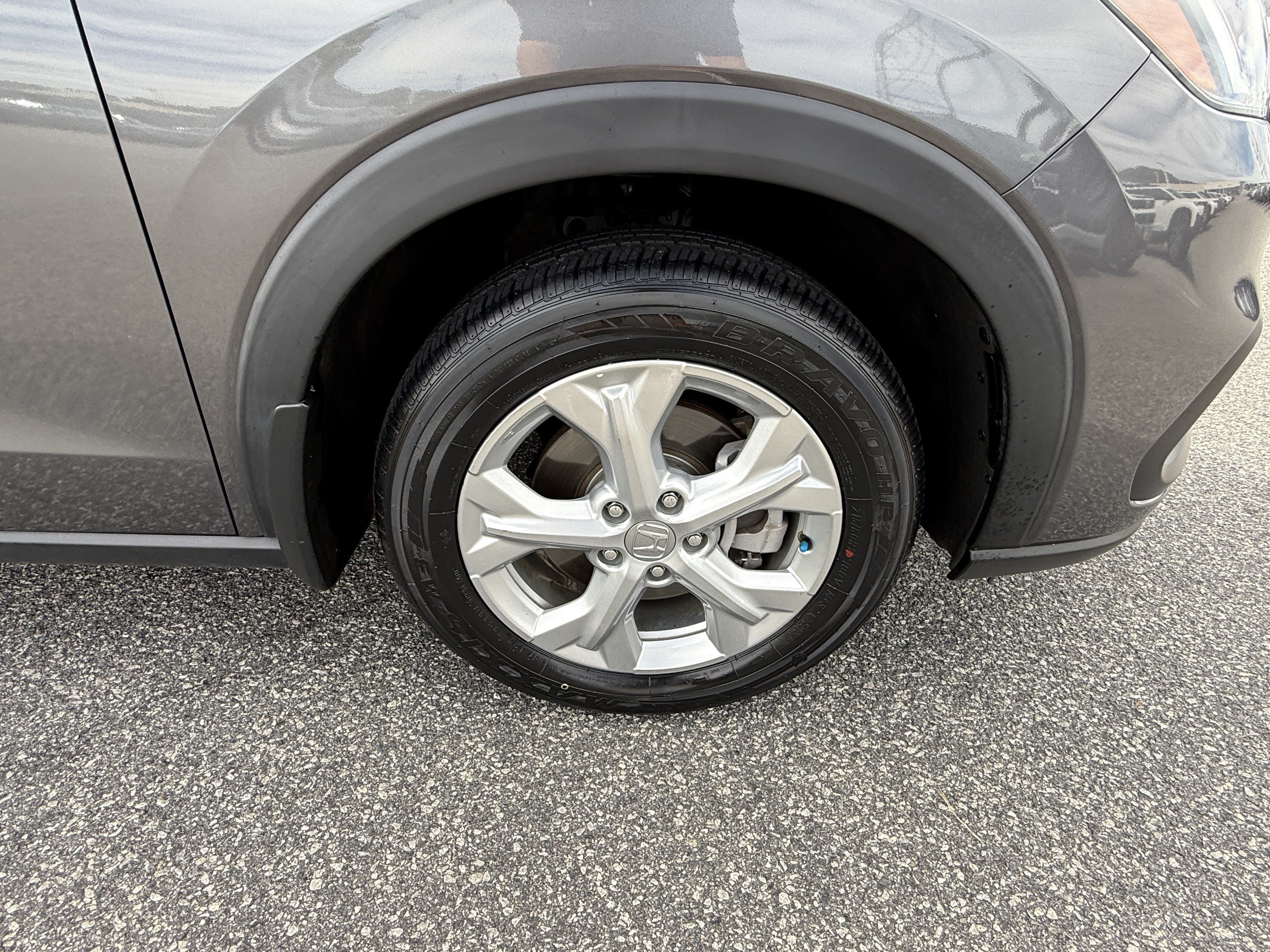 Certified 2025 Honda HR-V LX image 13