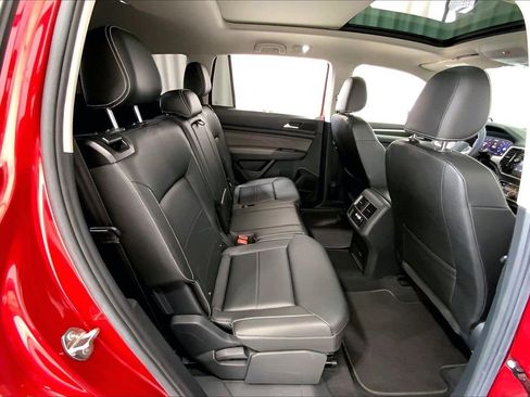 Used 2023 Volkswagen Atlas SE w/ Panoramic Sunroof Package FWD image 25