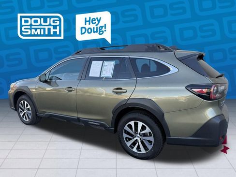 Certified 2025 Subaru Outback Premium AWD/4WD image 2