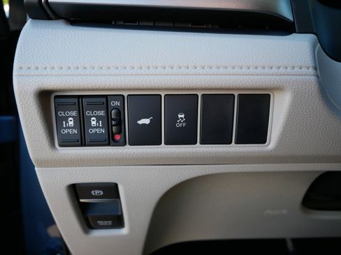 New 2026 Honda Odyssey EX-L image 15