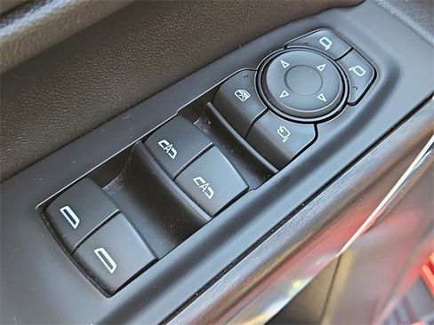 Used 2020 GMC Sierra 1500 SLT w/ SLT Premium Plus Package image 24