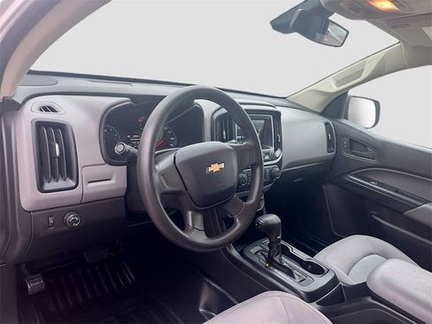 Used 2018 Chevrolet Colorado W/T image 9