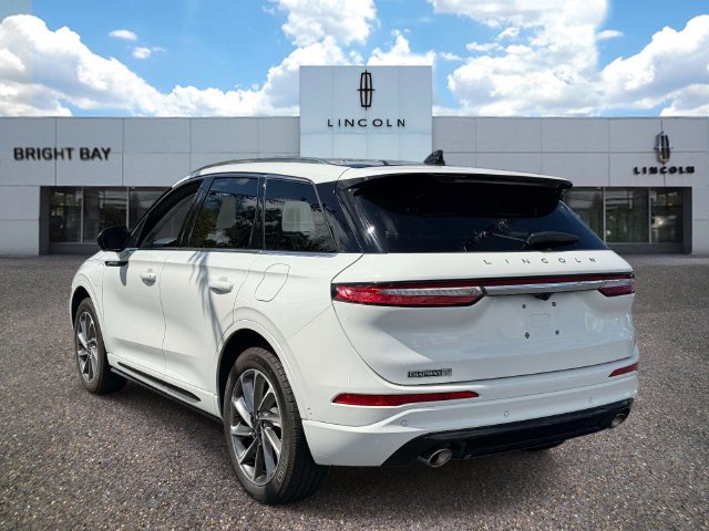 Used 2021 Lincoln Corsair Grand Touring w/ Equipment Group 301A AWD/4WD image 4