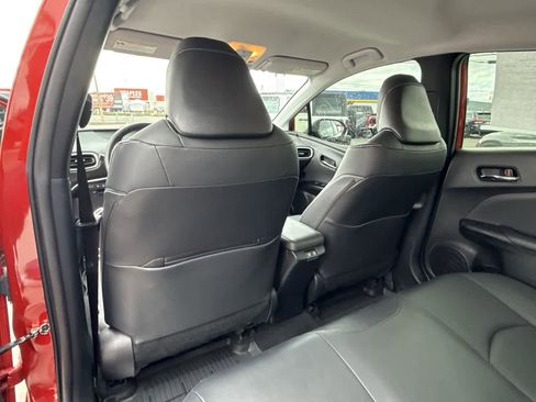 Used 2022 Toyota Prius Prime Limited image 13