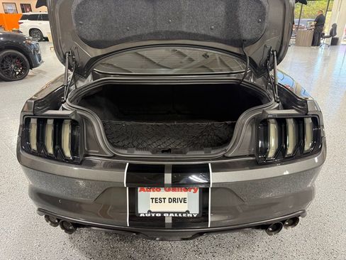 Used 2017 Ford Mustang Shelby GT350 image 10