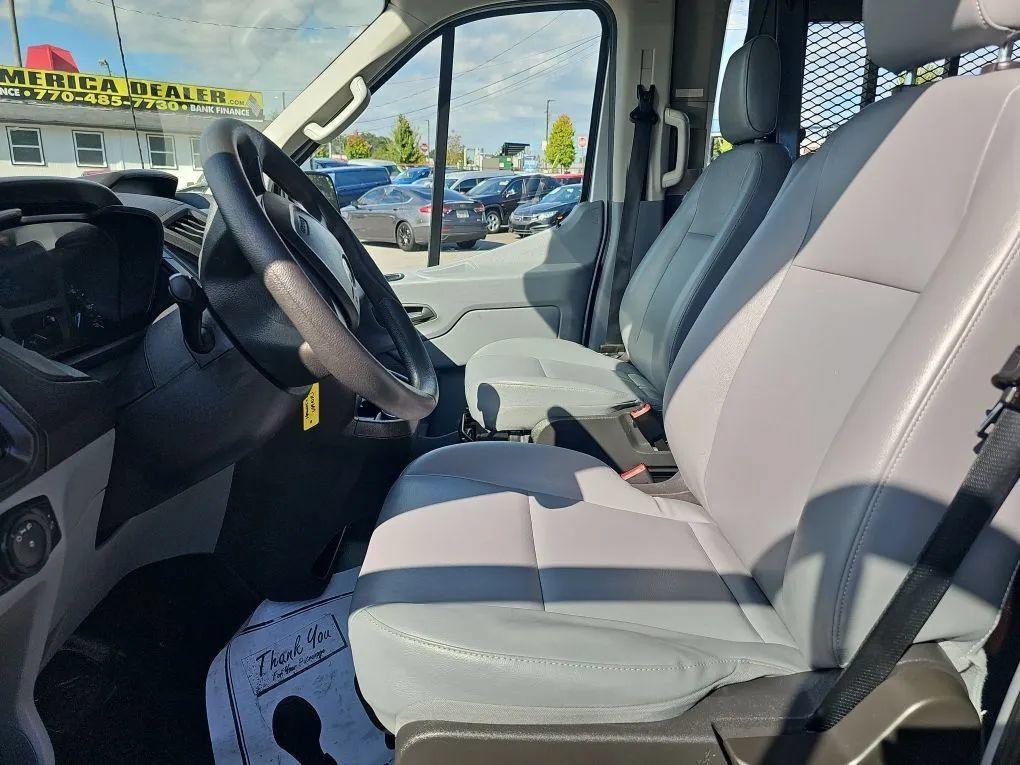 Used 2018 Ford Transit 350 XL RWD image 11