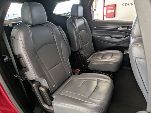 Used 2024 Buick Enclave Premium FWD image 27