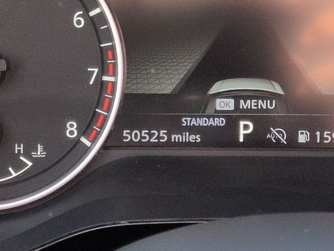 Certified 2022 Nissan Pathfinder SL w/ SL Premium Package FWD image 15