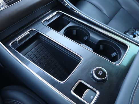 Used 2025 Lincoln Aviator Reserve w/ Equipment Group 201A image 30