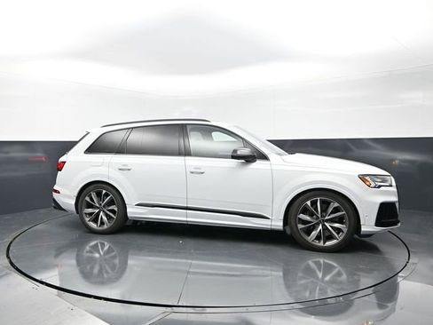 Used 2023 Audi SQ7 Premium Plus AWD/4WD image 6