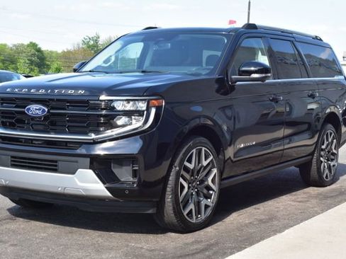 New 2026 Ford Expedition Max Platinum w/ Platinum Ultimate Package AWD/4WD image 16