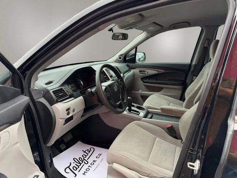 Used 2016 Honda Pilot LX image 10