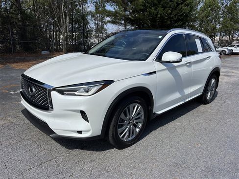 Used 2025 INFINITI QX50 Luxe image 3