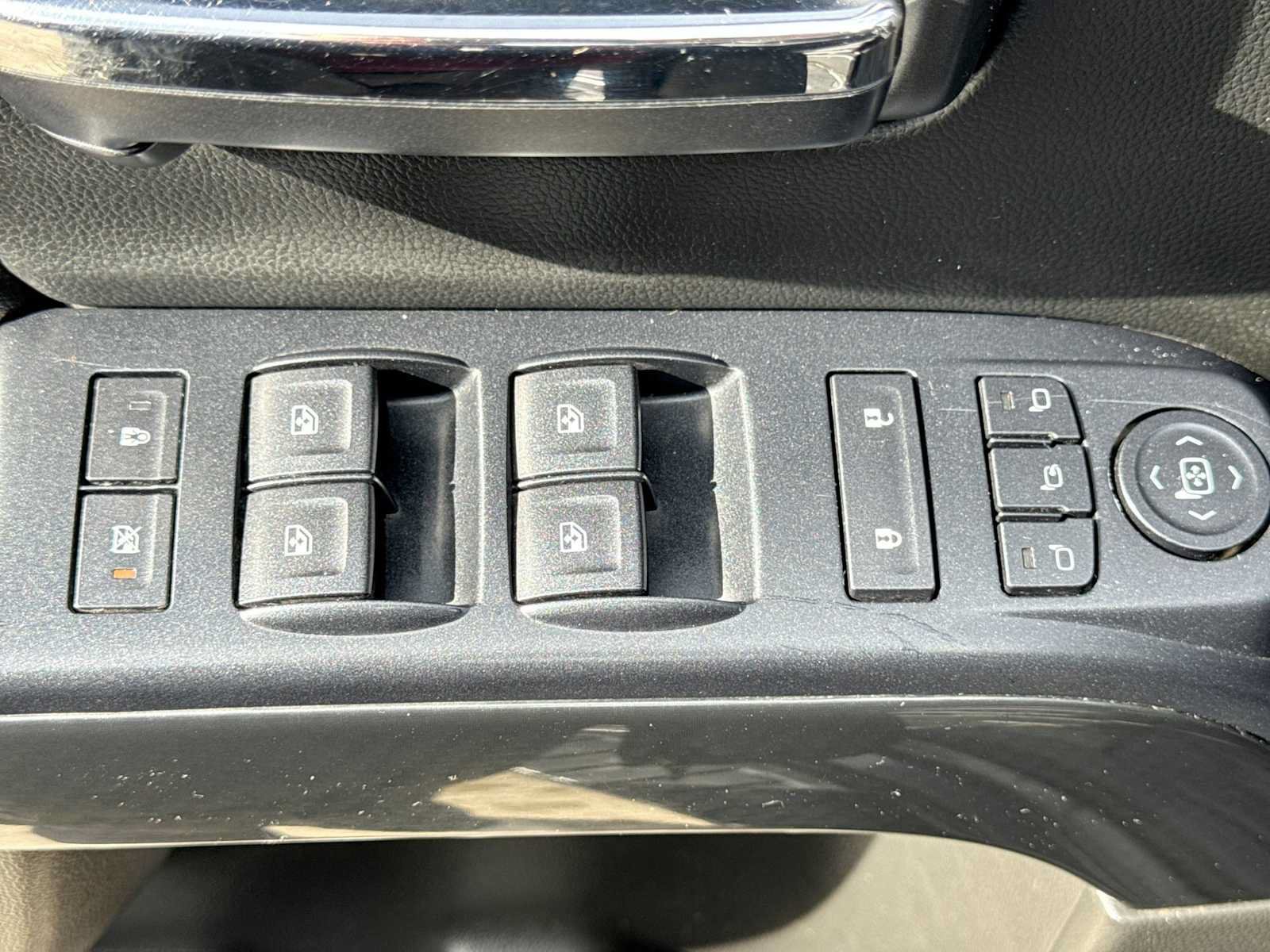 Used 2015 GMC Sierra 1500 SLE AWD/4WD image 17