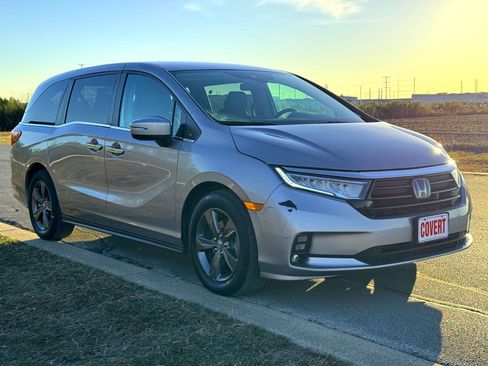 Used 2022 Honda Odyssey EX image 4