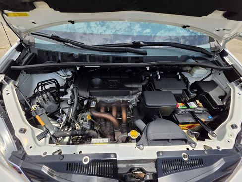 Used 2012 Toyota Sienna LE FWD image 26
