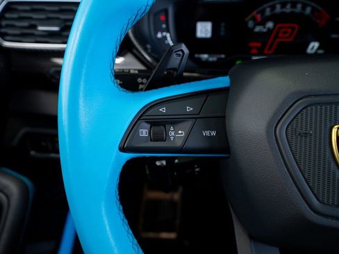 Used 2023 Lamborghini Urus Performante image 37