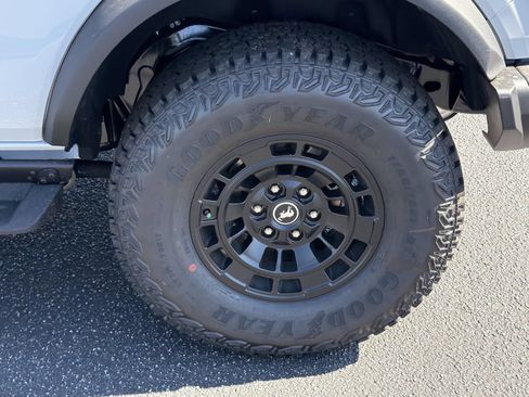 New 2026 Ford Bronco Badlands AWD/4WD image 31