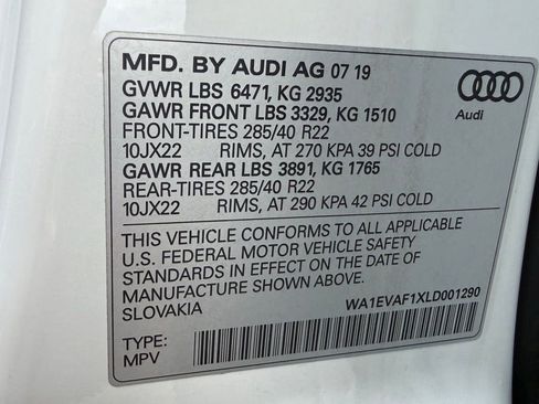 Used 2020 Audi Q8 Premium Plus w/ Premium Plus Package image 33