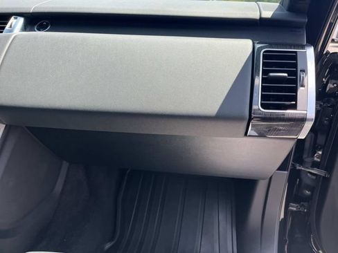 Used 2019 Land Rover Range Rover Sport HSE AWD/4WD image 28