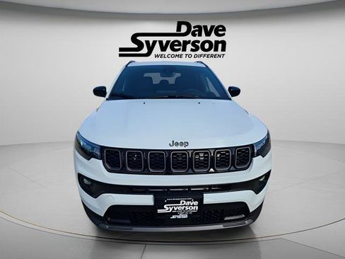 New 2026 Jeep Compass Latitude image 5