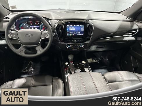 Used 2023 Chevrolet Traverse RS image 4