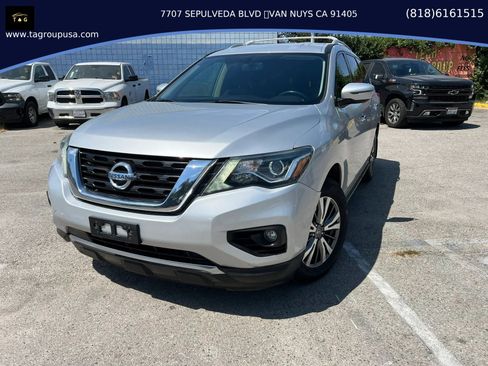 Used 2019 Nissan Pathfinder SV w/ Cargo Package AWD/4WD image 1