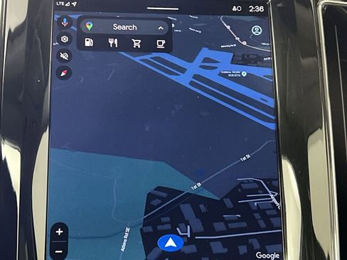 Certified 2025 Volvo XC60 B5 Core image 22