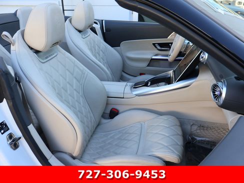 Certified 2023 Mercedes-Benz SL 43 AMG AMG SL 43 w/ Driver Assistance Package image 18