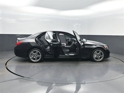Used 2020 Mercedes-Benz C 300 4MATIC Sedan image 40