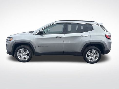 Certified 2022 Jeep Compass Latitude w/ Convenience Group image 7