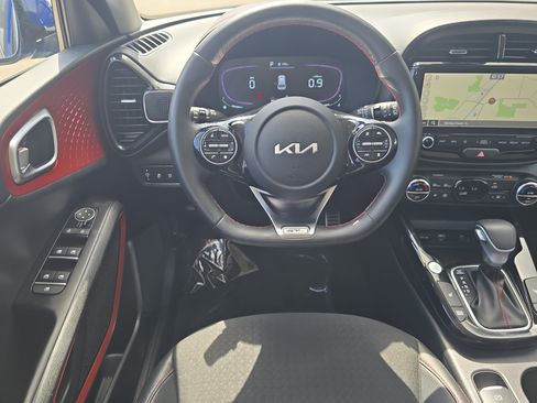 Certified 2023 Kia Soul GT-Line w/ GT-Line Technology Package FWD image 12