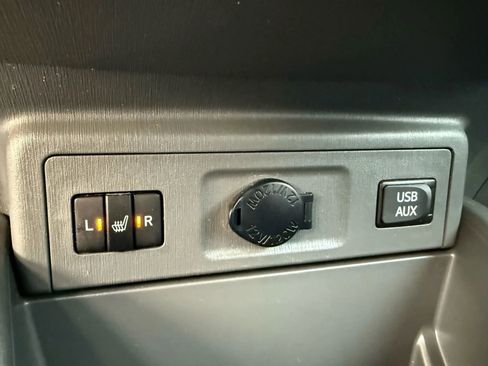 Used 2012 Toyota Prius V Three image 26