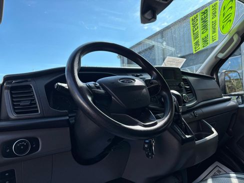 Used 2022 Ford Transit 250 Medium Roof AWD image 20