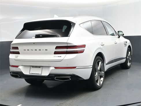 Used 2024 Genesis GV80 3.5T w/ Prestige Package image 18