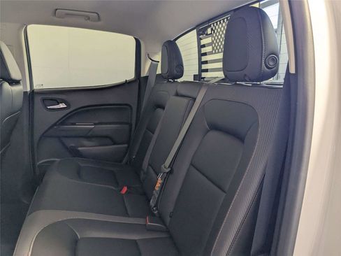 Used 2022 GMC Canyon AT4 image 35