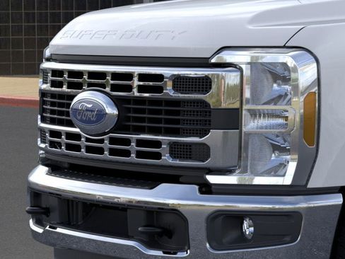 New 2026 Ford F350 XL w/ XL Chrome Package AWD/4WD image 17