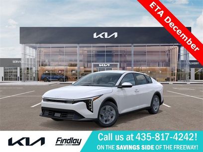 New 2025 Kia K4 LX