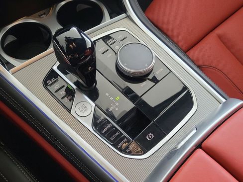 Used 2025 BMW M850i xDrive image 28