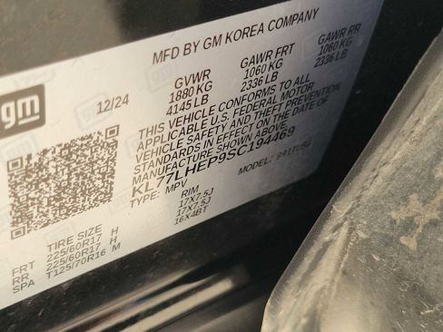 Used 2025 Chevrolet Trax LT w/ Driver Confidence Package FWD image 25